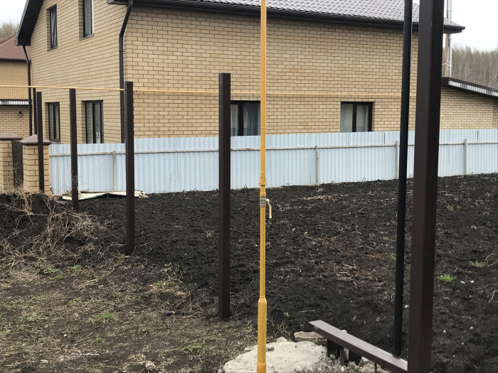 Прозрачный с одной стороны