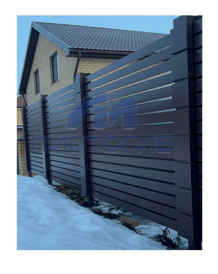 Прозрачный с одной стороны